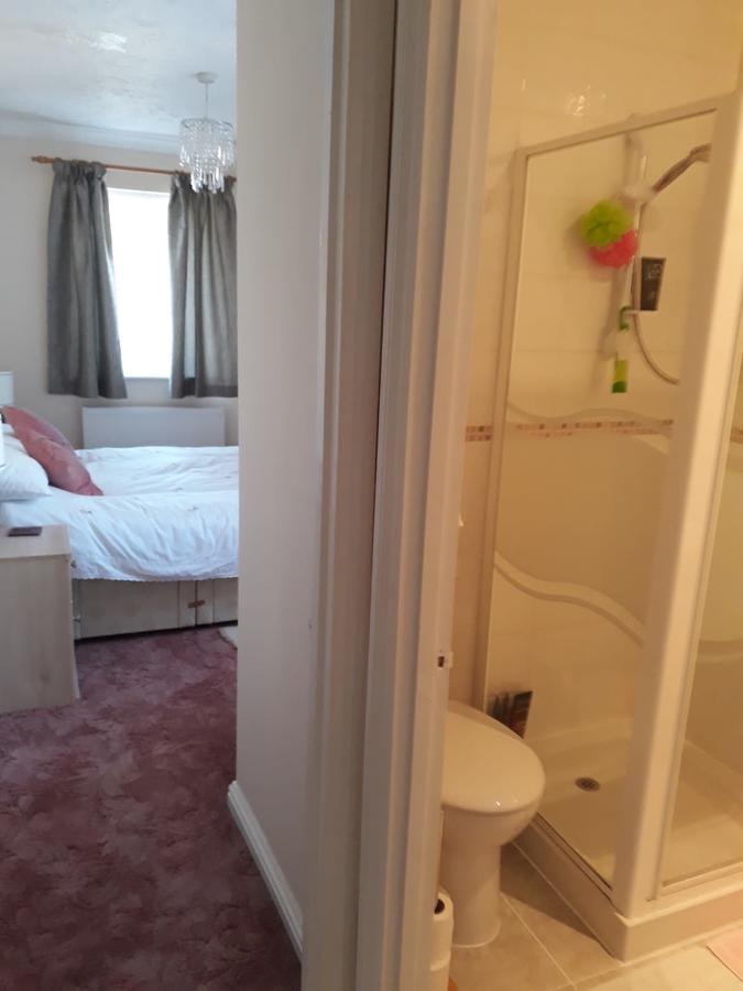 Sawbridgeworth Bed & Breakfast Epping Exteriör bild